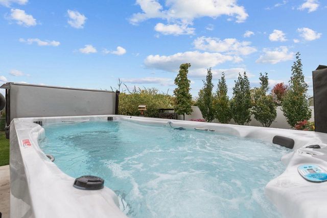 N9074 PAPERMAKER, Menasha, WI 54952