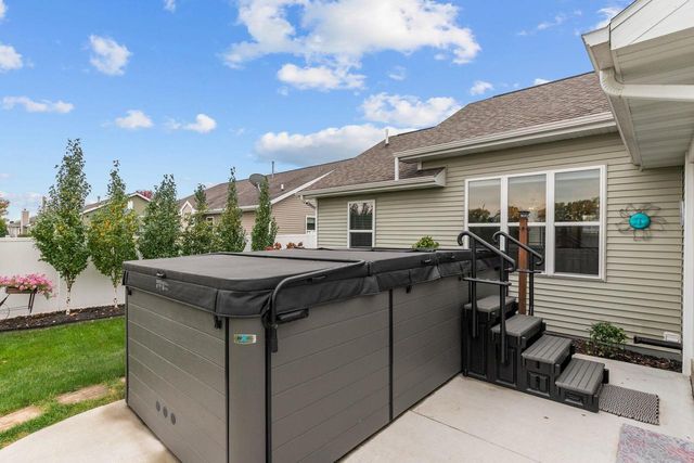 N9074 PAPERMAKER, Menasha, WI 54952