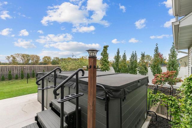 N9074 PAPERMAKER, Menasha, WI 54952