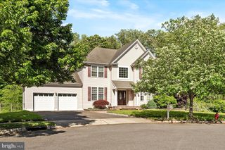 21 JIMARIE COURT, Hamilton, NJ 08620