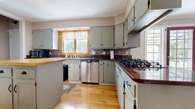 655 Woodhill Rd, Mansfield, OH 44907