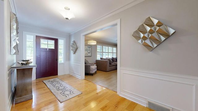 655 Woodhill Rd, Mansfield, OH 44907