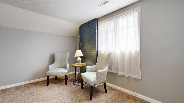 655 Woodhill Rd, Mansfield, OH 44907