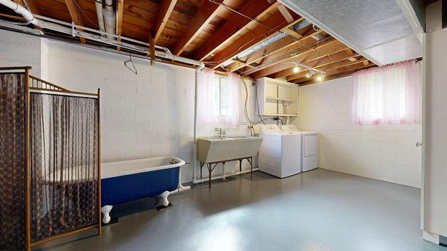 655 Woodhill Rd, Mansfield, OH 44907