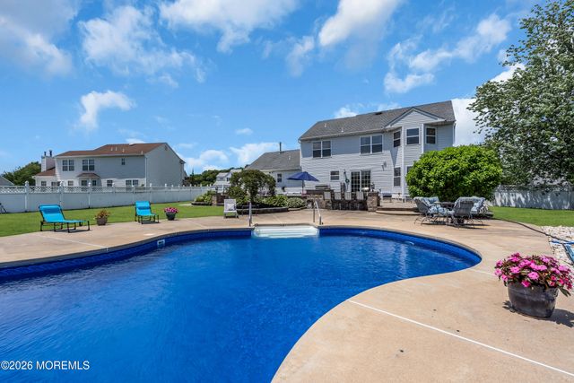 19 Assateague Road, Howell, NJ 07731