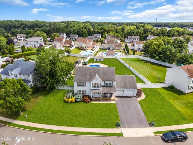 19 Assateague Road, Howell, NJ 07731