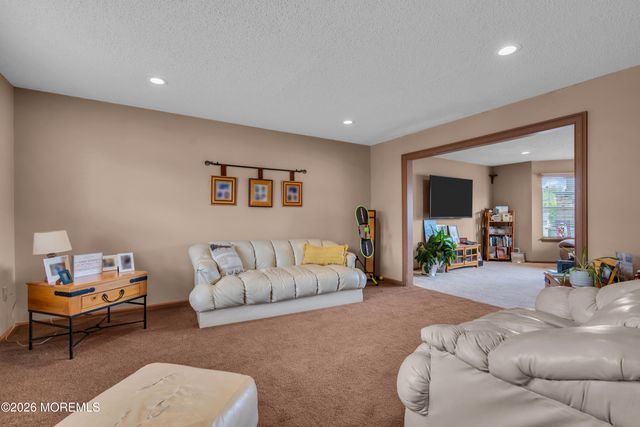 19 Assateague Road, Howell, NJ 07731