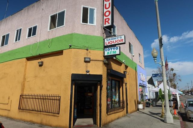 2829 W Jefferson, Los Angeles, CA 90018