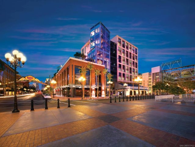 207 5Th Ave 701, San Diego, CA 92101