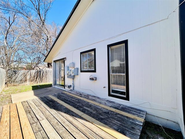 1502 No Mor CV A, Austin, TX 78758