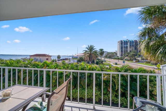 1351 GULF BOULEVARD 219, Clearwater Beach, FL 33767