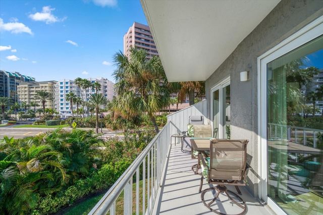 1351 GULF BOULEVARD 219, Clearwater Beach, FL 33767