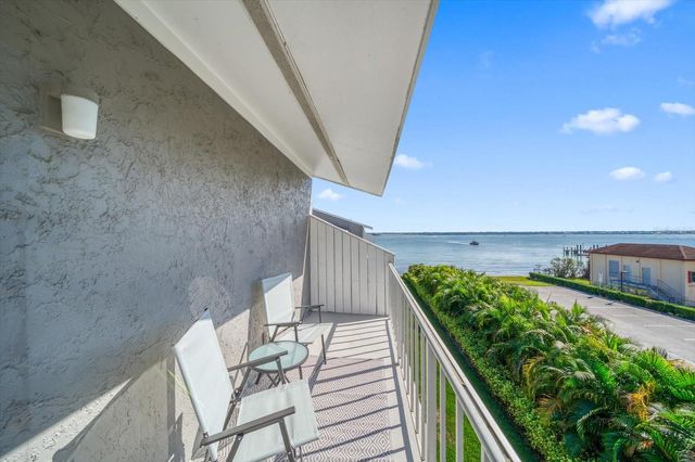 1351 GULF BOULEVARD 219, Clearwater Beach, FL 33767