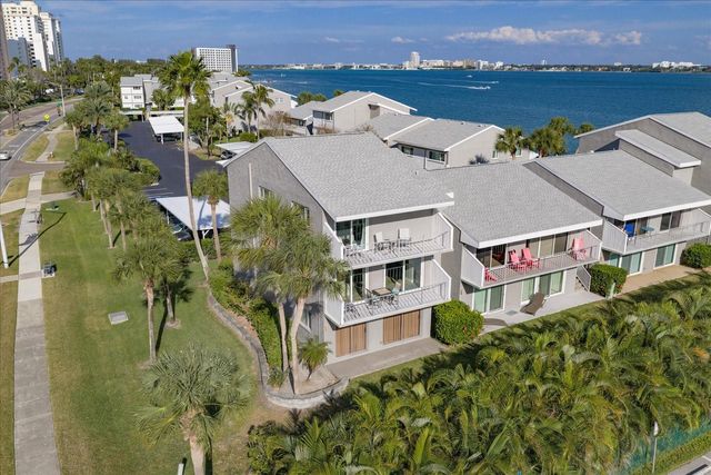 1351 GULF BOULEVARD 219, Clearwater Beach, FL 33767