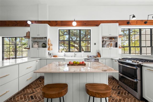 16201 Westview TRL, Austin, TX 78737