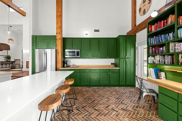 16201 Westview TRL, Austin, TX 78737