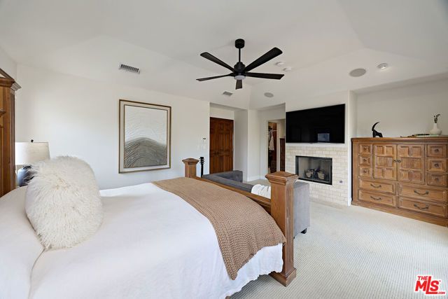 4136 Michael Avenue, Los Angeles, CA 90066