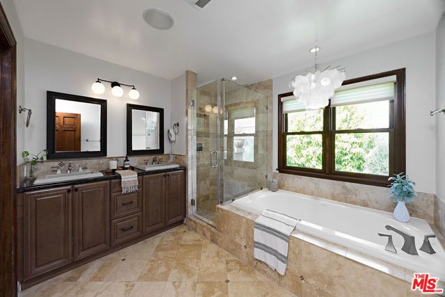 4136 Michael Avenue, Los Angeles, CA 90066