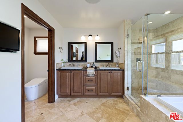 4136 Michael Avenue, Los Angeles, CA 90066