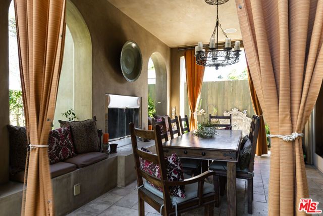 4136 Michael Avenue, Los Angeles, CA 90066