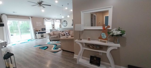 387 Blue Rock Dr., Longs, SC 29568