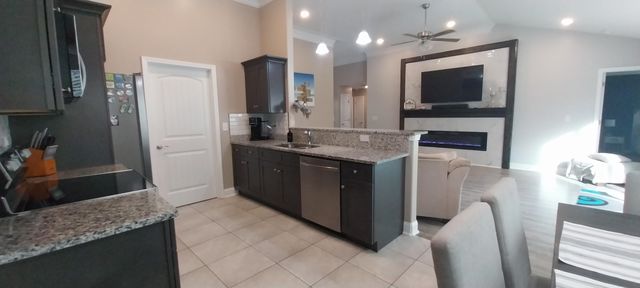 387 Blue Rock Dr., Longs, SC 29568