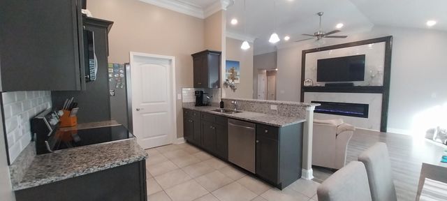 387 Blue Rock Dr., Longs, SC 29568