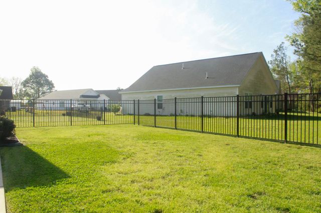 387 Blue Rock Dr., Longs, SC 29568