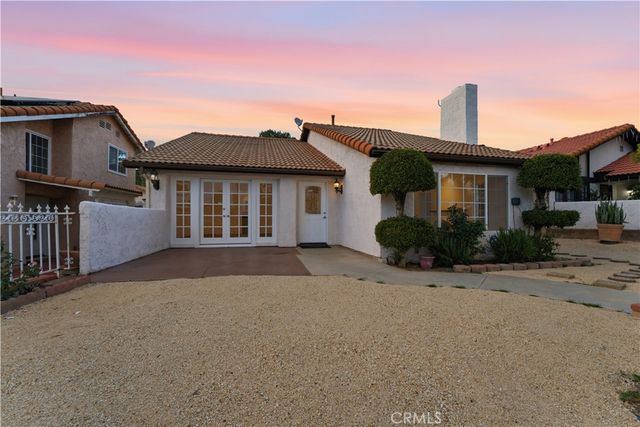 15863 foothill, Rancho Cascades, CA 91342