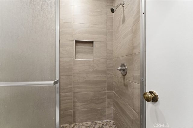 15863 foothill, Rancho Cascades, CA 91342