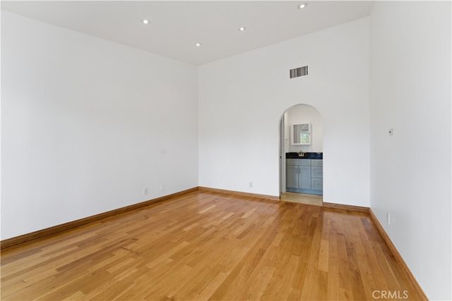 15863 foothill, Rancho Cascades, CA 91342