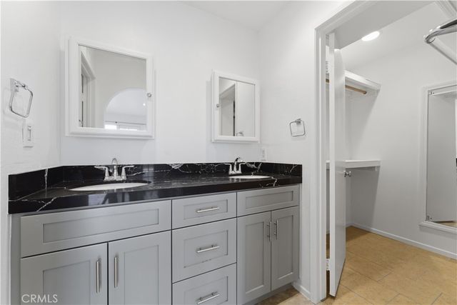 15863 foothill, Rancho Cascades, CA 91342