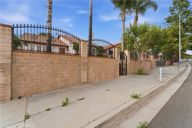 15863 foothill, Rancho Cascades, CA 91342