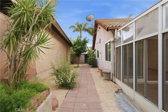 15863 foothill, Rancho Cascades, CA 91342