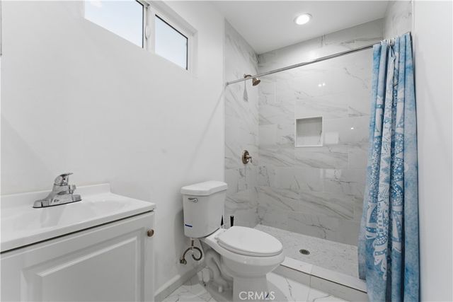 15863 foothill, Rancho Cascades, CA 91342