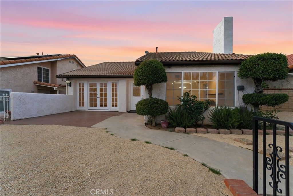 15863 foothill, Rancho Cascades, CA 91342