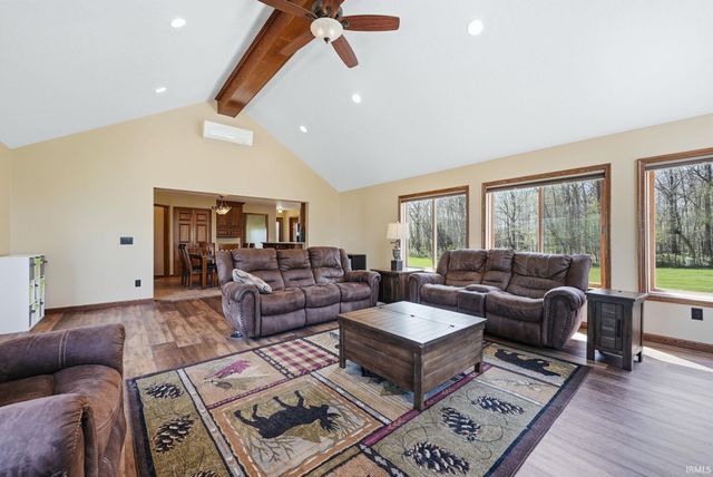 18621 Amstutz Road, Auburn, IN 46706