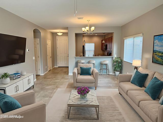 1501 W BUCKEYE TREE Avenue, San Tan Valley, AZ 85140