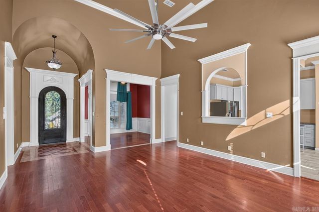 44 Shadow Creek Cir, Austin, AR 72007