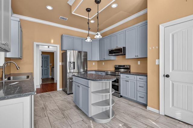44 Shadow Creek Cir, Austin, AR 72007