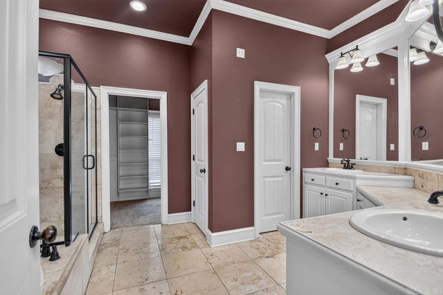 44 Shadow Creek Cir, Austin, AR 72007