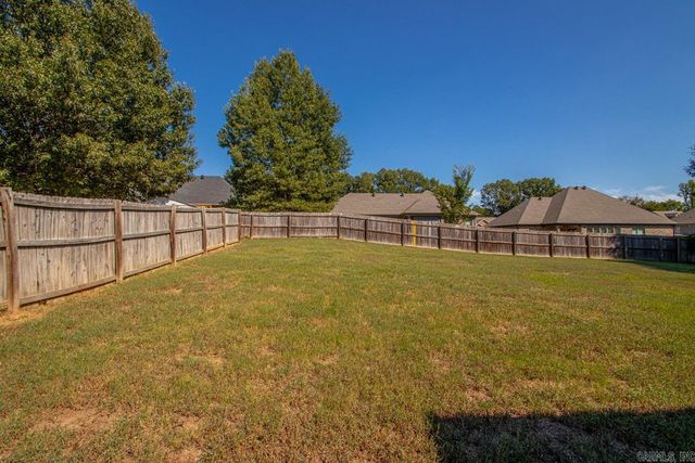 44 Shadow Creek Cir, Austin, AR 72007