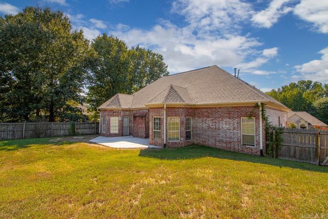 44 Shadow Creek Cir, Austin, AR 72007