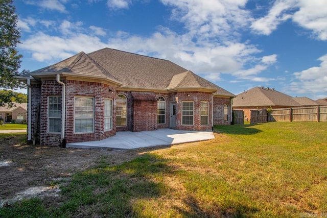 44 Shadow Creek Cir, Austin, AR 72007