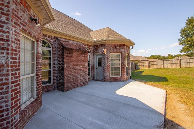 44 Shadow Creek Cir, Austin, AR 72007