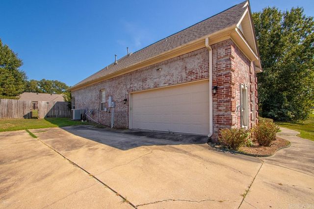 44 Shadow Creek Cir, Austin, AR 72007