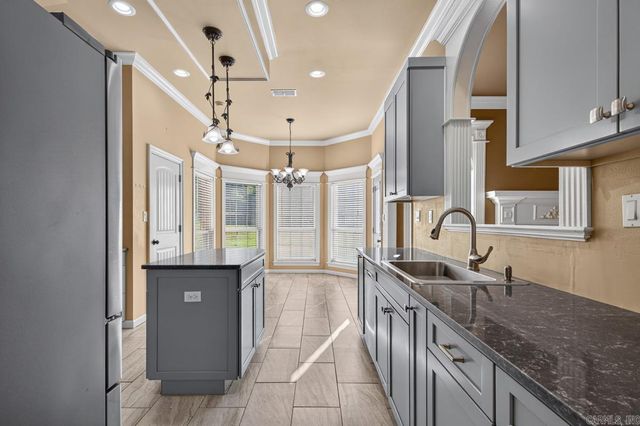 44 Shadow Creek Cir, Austin, AR 72007