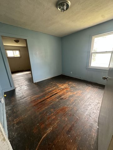 133 Means Ave, Hopkinsville, KY 42240