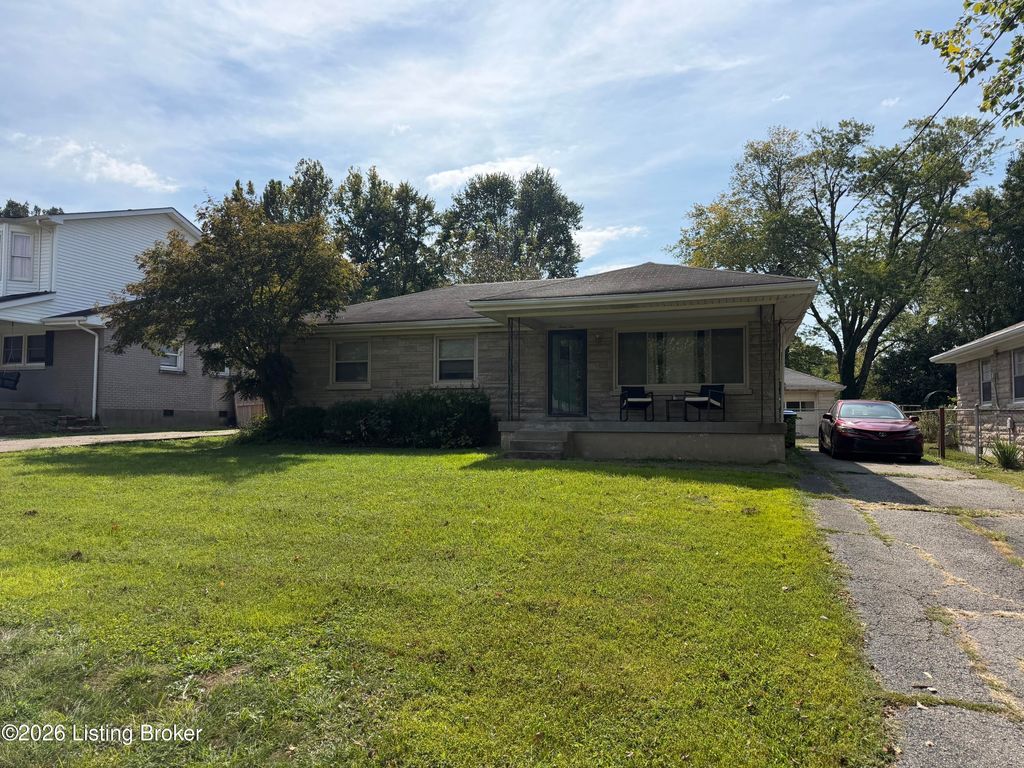 310 Chieftain Dr, Louisville, KY 40118