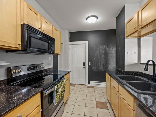 823 20th Avenue NE, Minneapolis, MN 55418